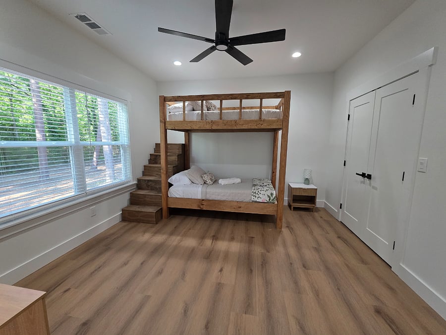 Furnished Finder property 1016795_1 photo 31