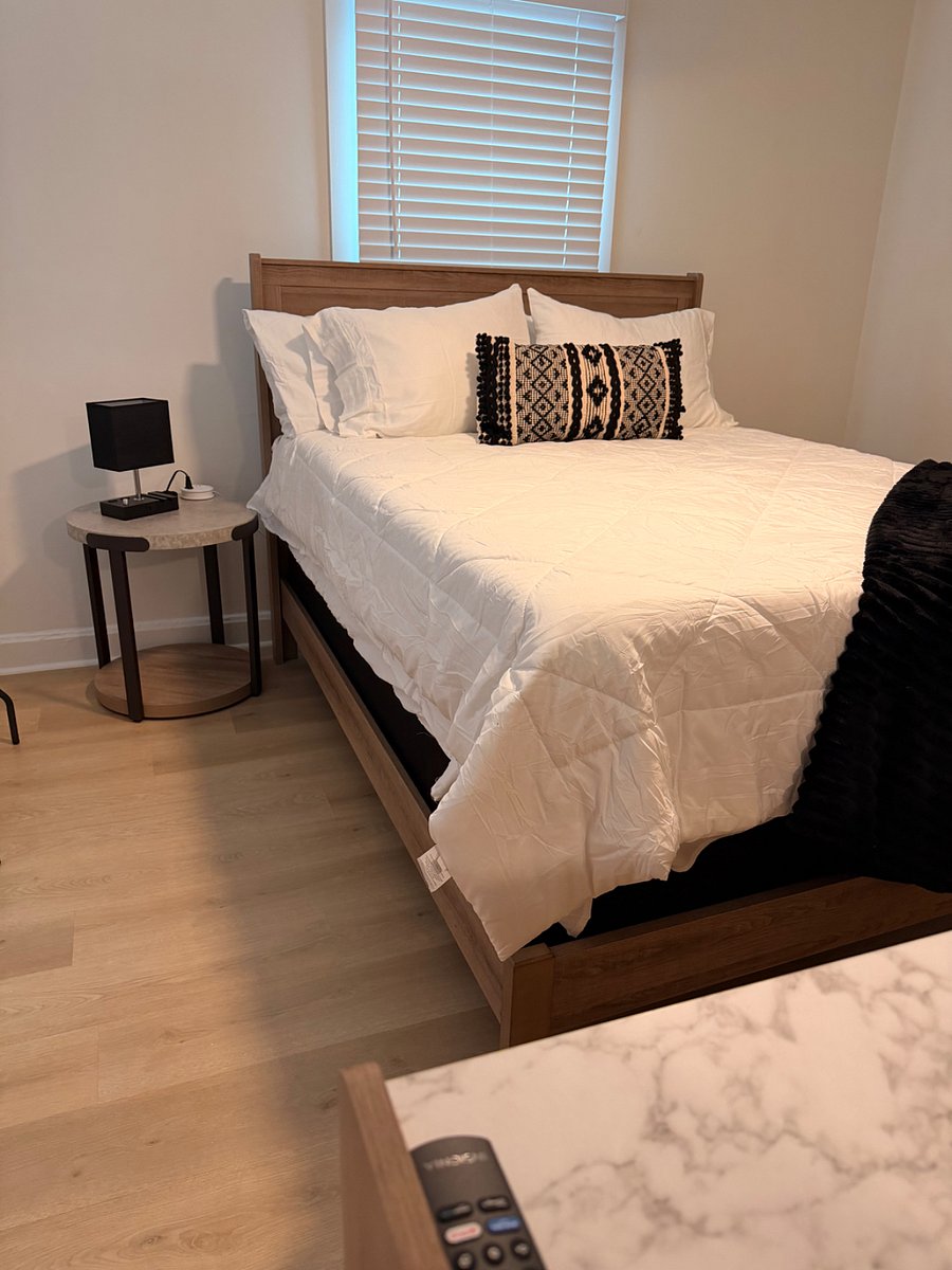Furnished Finder property 1016796_1 photo 13