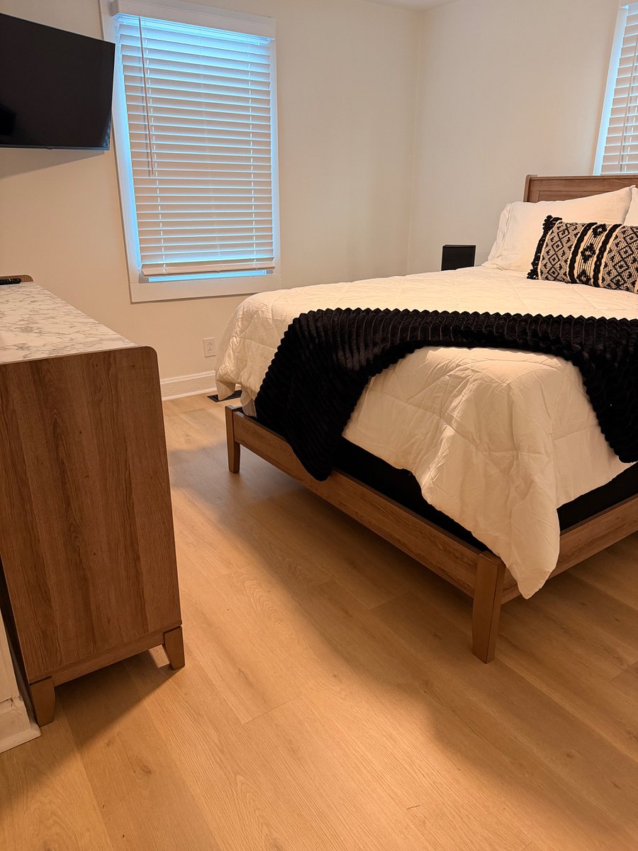 Furnished Finder property 1016796_1 photo 11