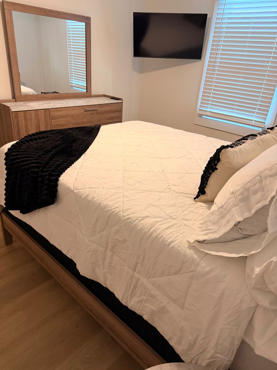 Furnished Finder property 1016796_1 photo 16
