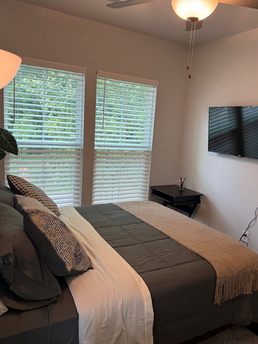 Furnished Finder property 1016809_1 photo 3