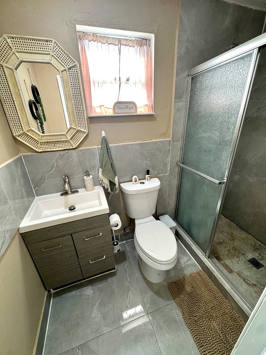 Furnished Finder property 1016852_1 photo 10