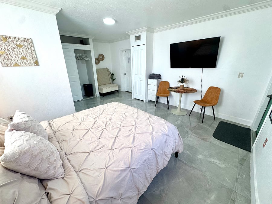 Furnished Finder property 1016852_1 photo 3