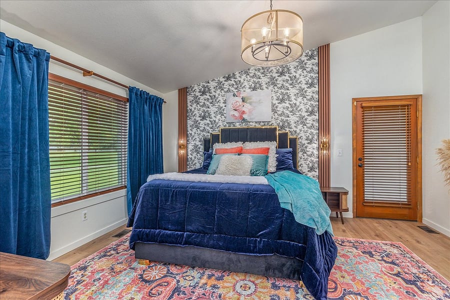 Furnished Finder property 1016856_1 photo 2