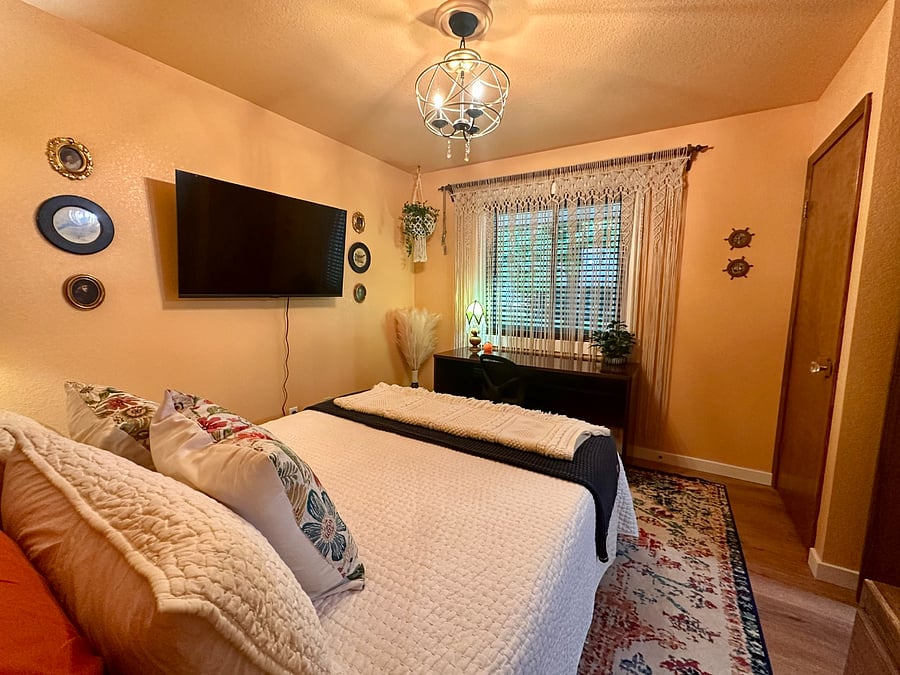 Furnished Finder property 1016856_3 photo 3
