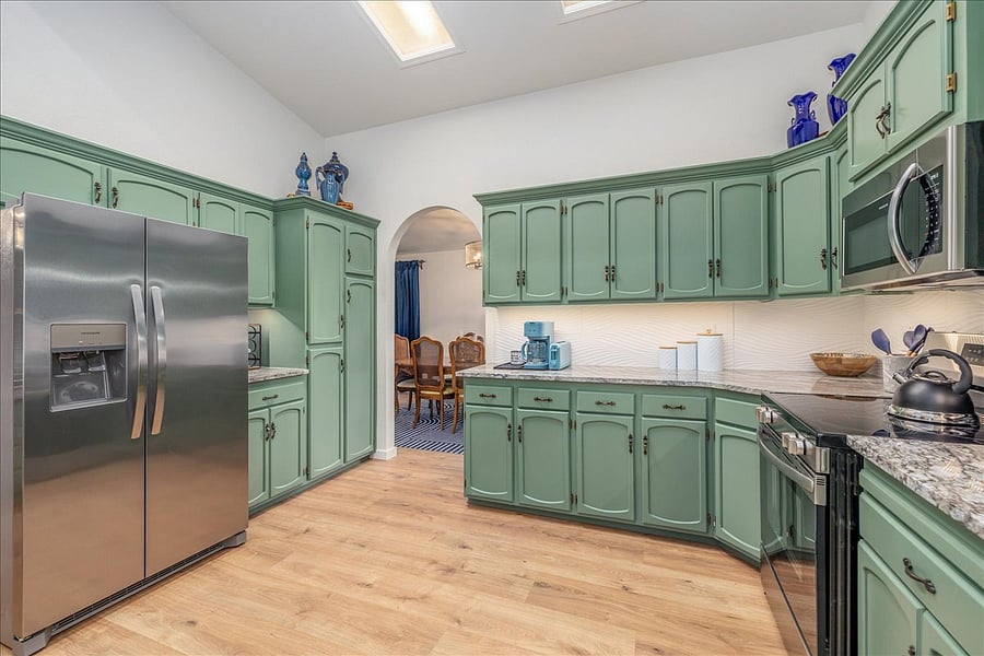 Furnished Finder property 1016856_3 photo 17