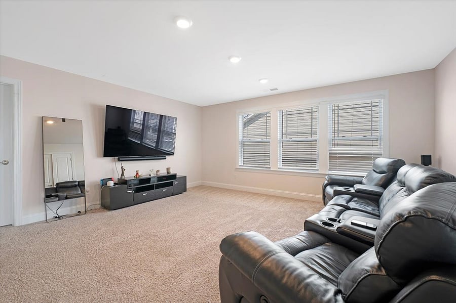 Furnished Finder property 1016860_1 photo 12