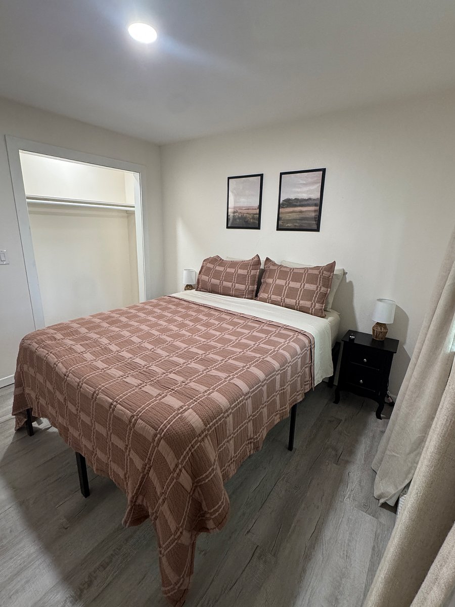 Furnished Finder property 1016864_1 photo 12