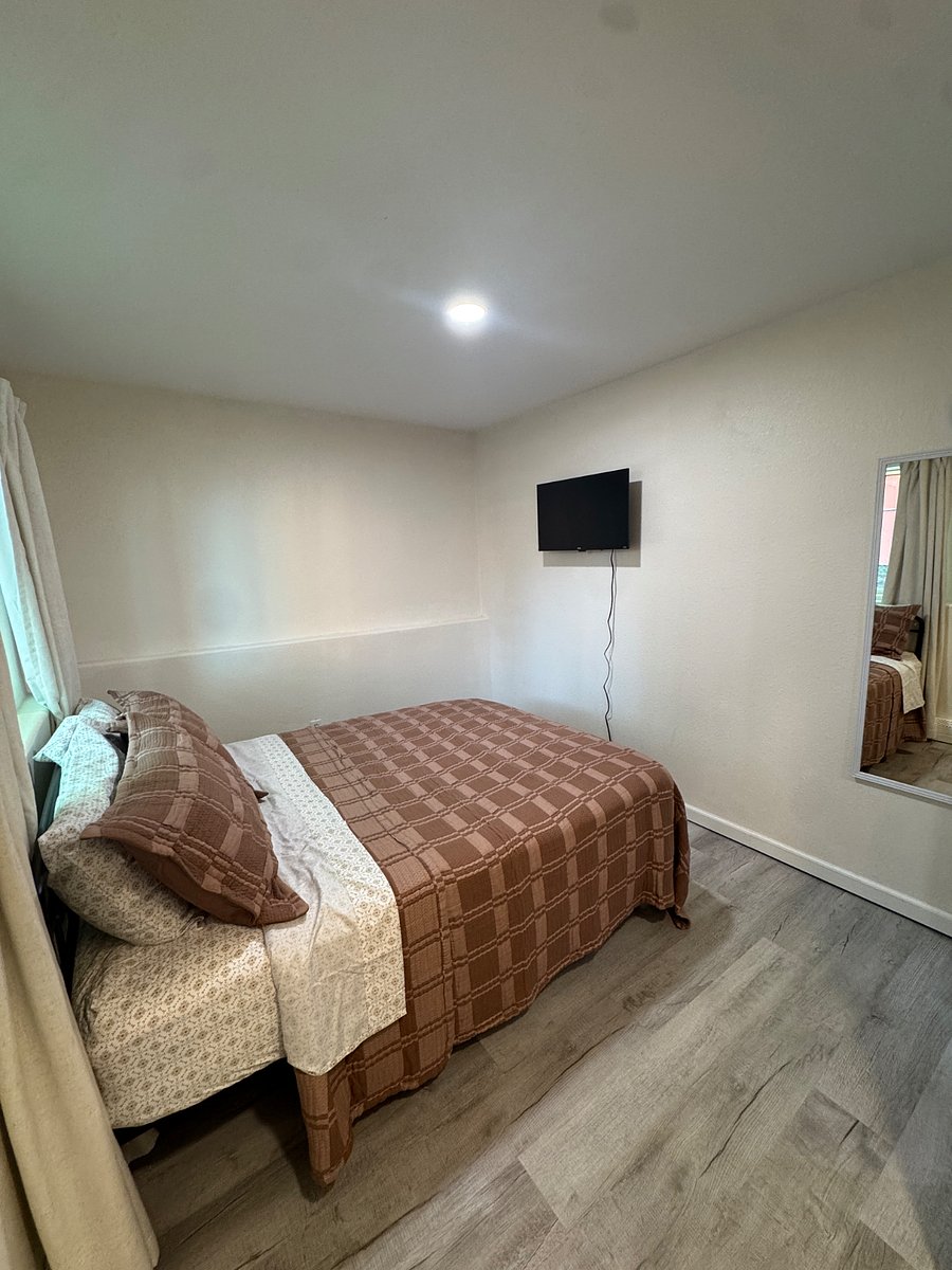 Furnished Finder property 1016864_1 photo 15