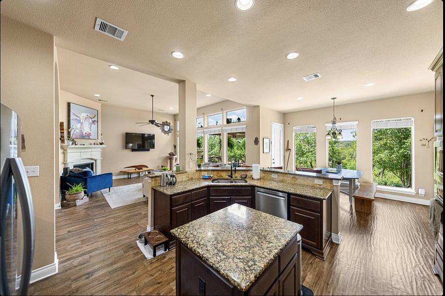Furnished Finder property 1016883_1 photo 5