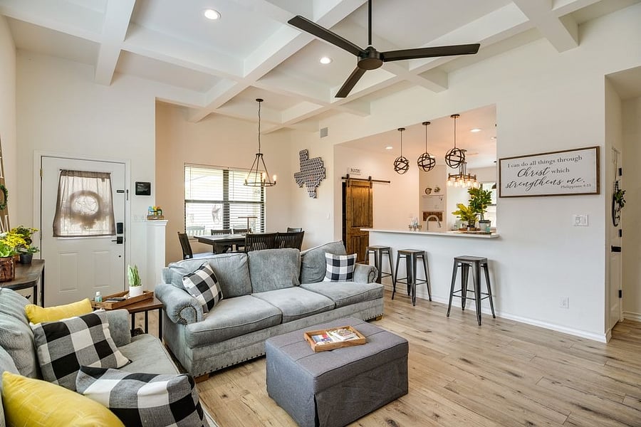 Furnished Finder property 1016906_1 photo 2