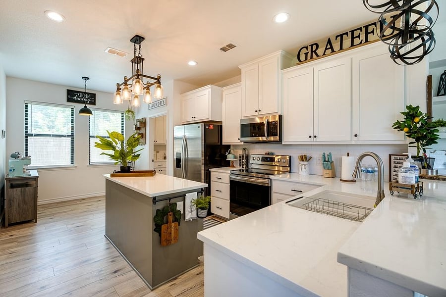 Furnished Finder property 1016906_1 photo 8
