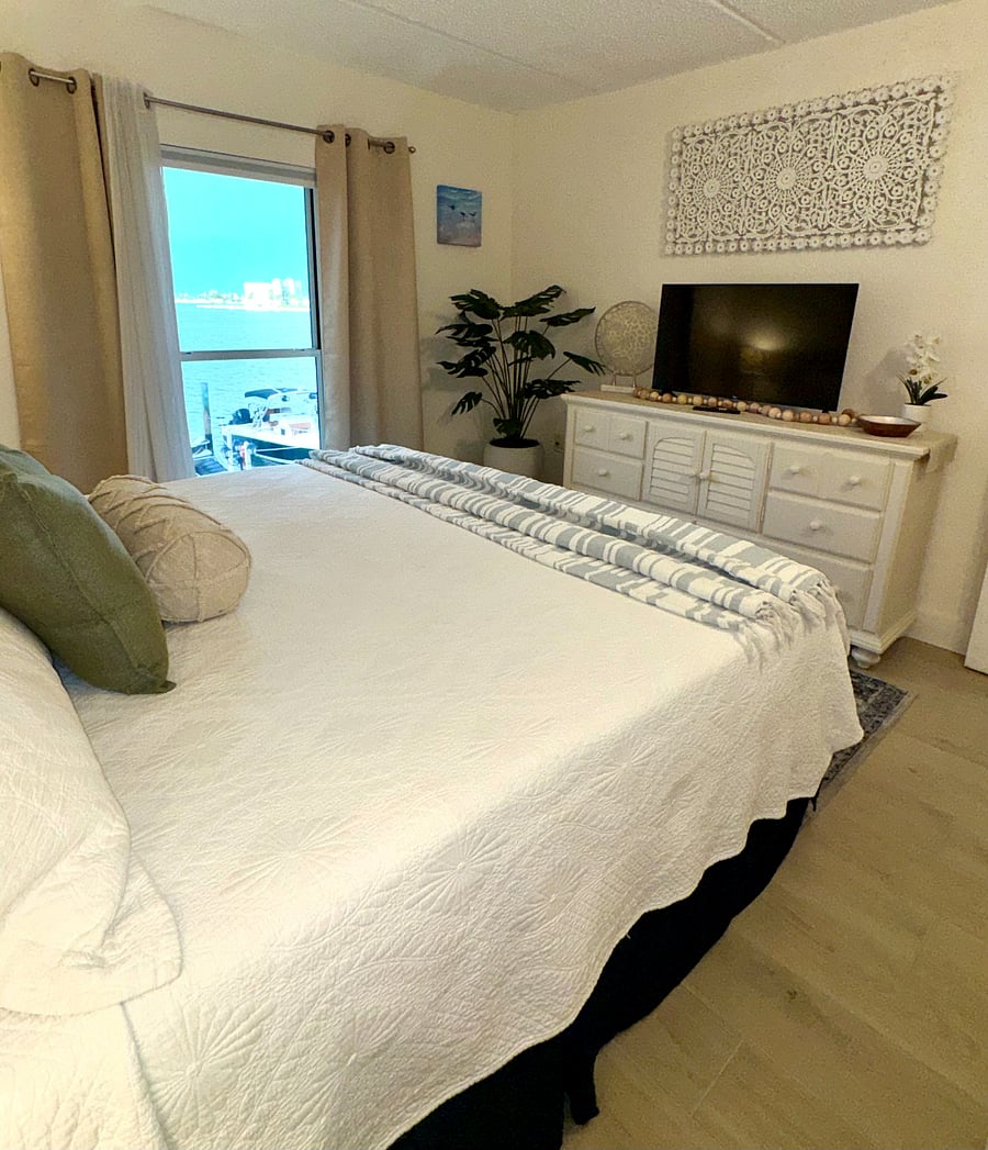 Your private retreat - featuring a plush king bed and beautiful Intracoastal views.