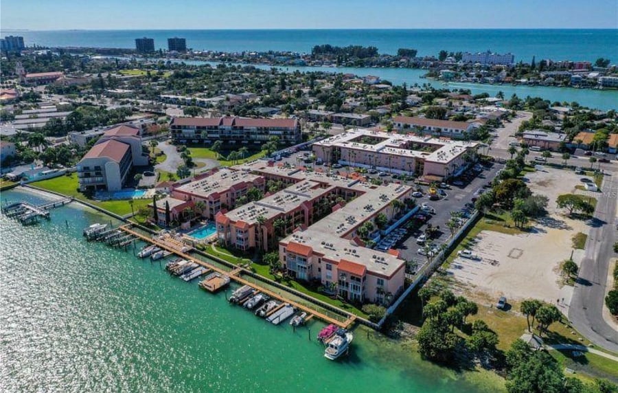 Enjoy the best of coastal living with waterfront views, a gated community, and easy access to beaches, dining, and shopping.