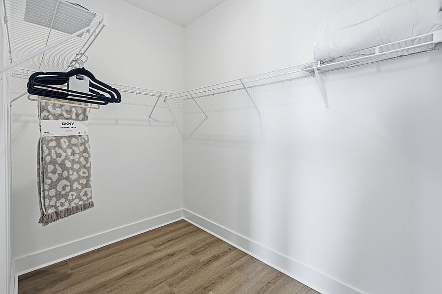 Furnished Finder property 1016934_1 photo 22