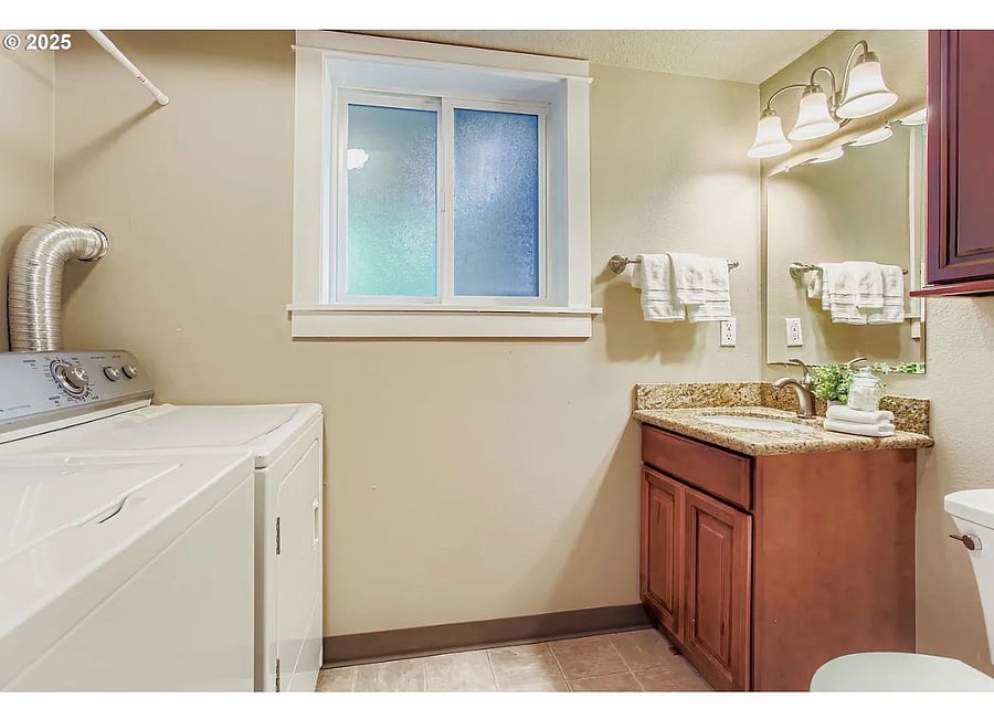 Furnished Finder property 1016955_1 photo 8