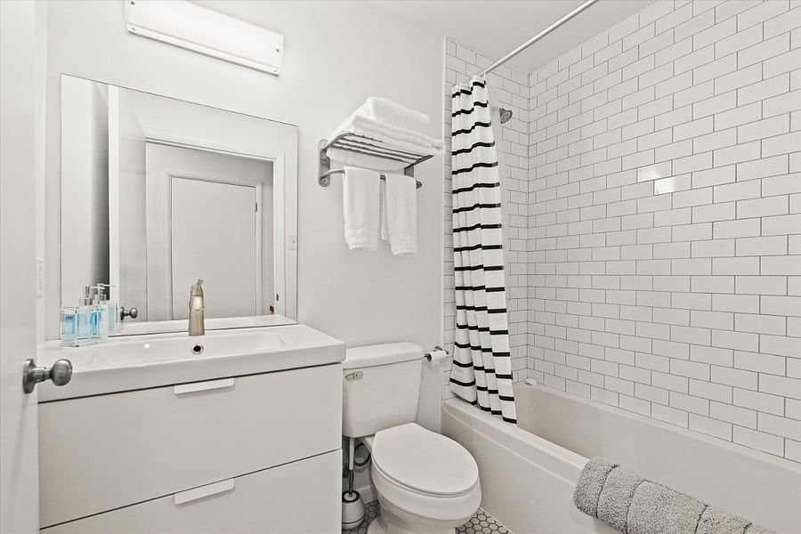 Furnished Finder property 1017015_1 photo 25