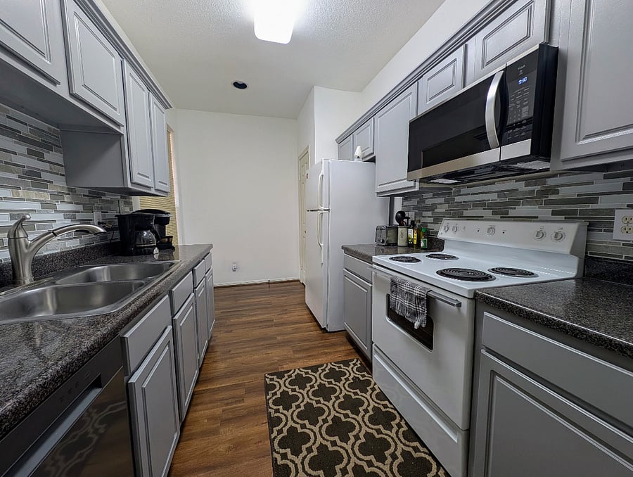 Furnished Finder property 1017037_1 photo 5