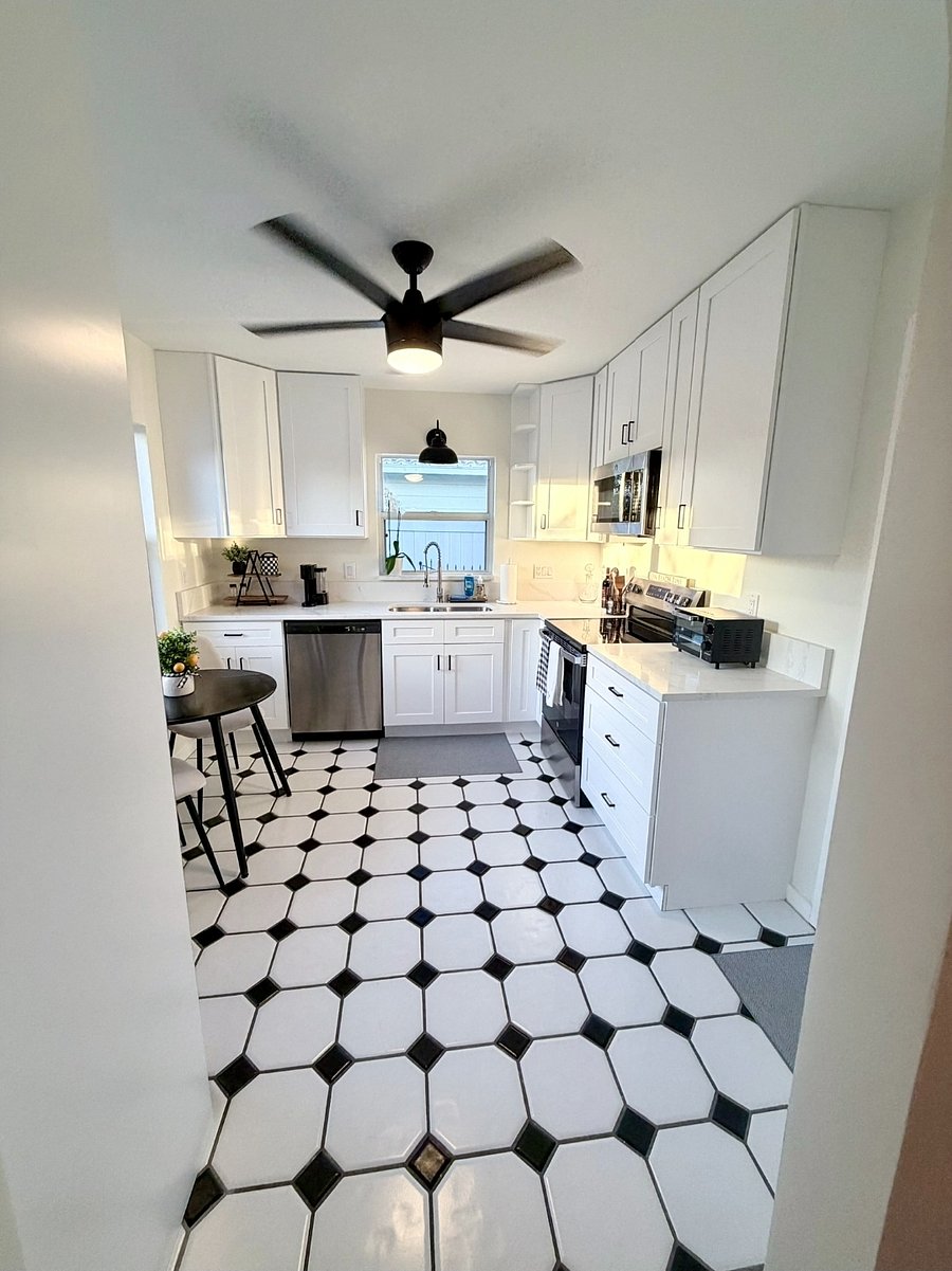 Furnished Finder property 1017051_1 photo 17