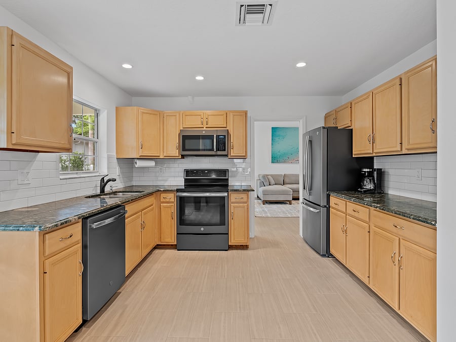 Furnished Finder property 1017056_1 photo 9