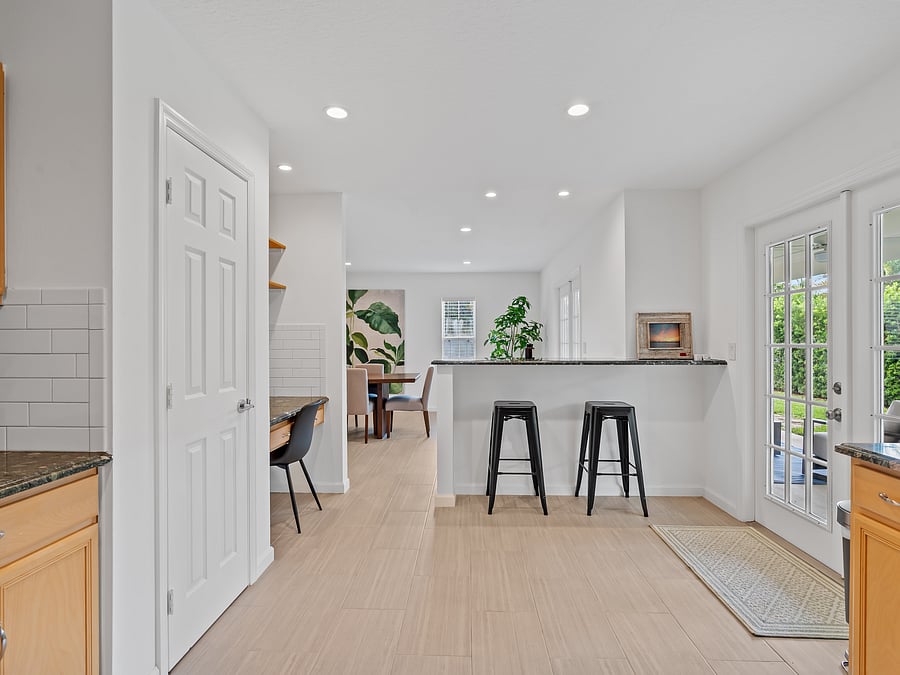 Furnished Finder property 1017056_1 photo 12