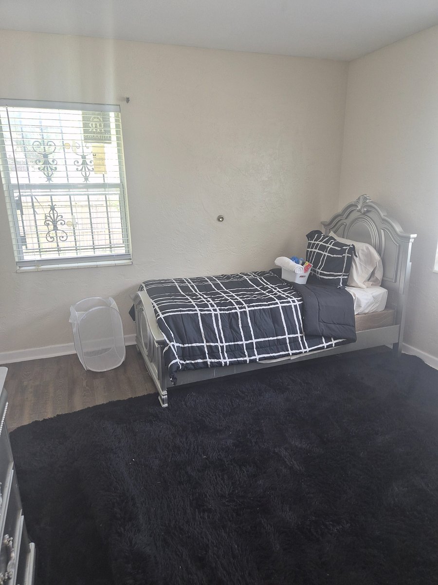 Furnished Finder property 1017077_1 photo 2