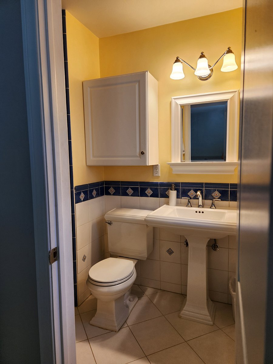 Ensuite private bathroom