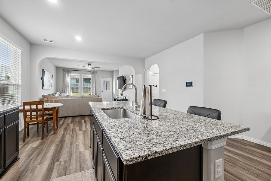 Furnished Finder property 1017094_1 photo 23