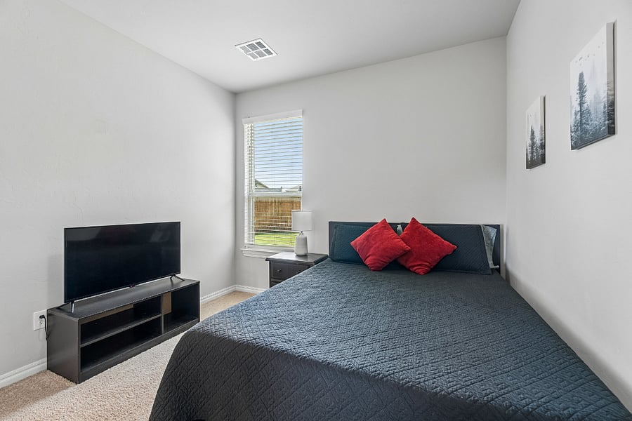 Furnished Finder property 1017094_1 photo 35