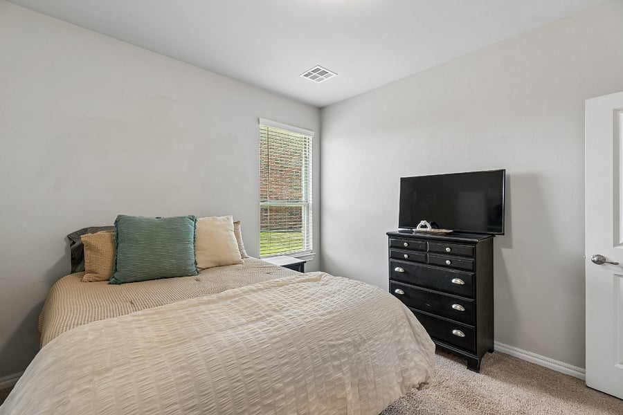 Furnished Finder property 1017094_1 photo 38