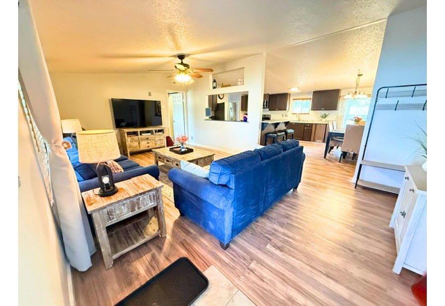 Furnished Finder property 1017104_1 photo 3