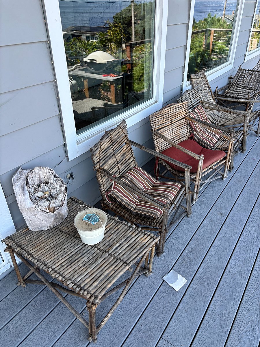 Deck chairs