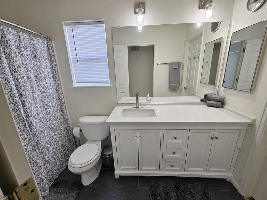Bathroom #2