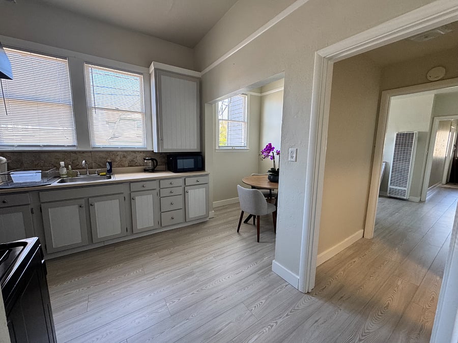 Furnished Finder property 1017128_1 photo 2
