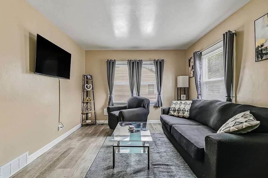Upstairs living room