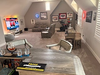 Massive bonus room / Peloton