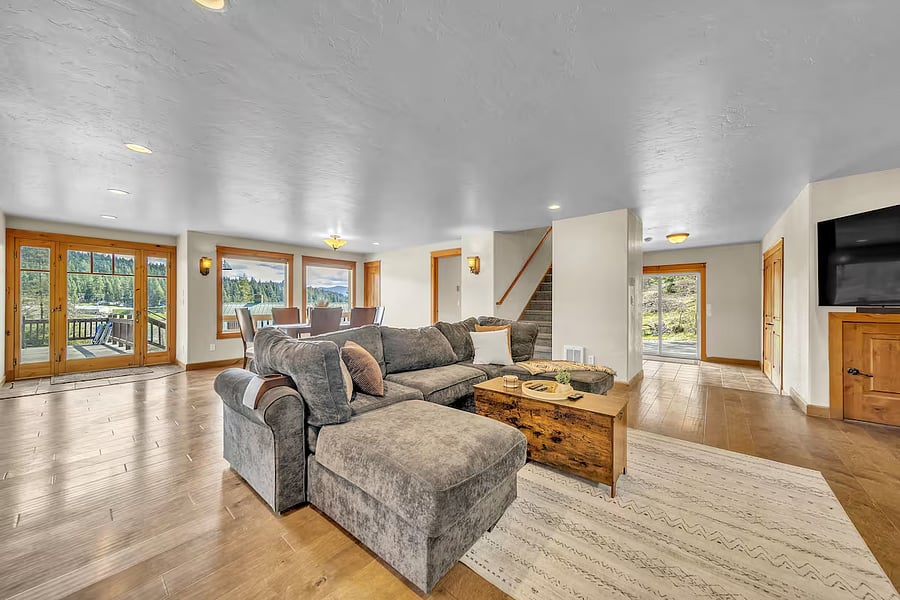 Furnished Finder property 1017194_1 photo 2