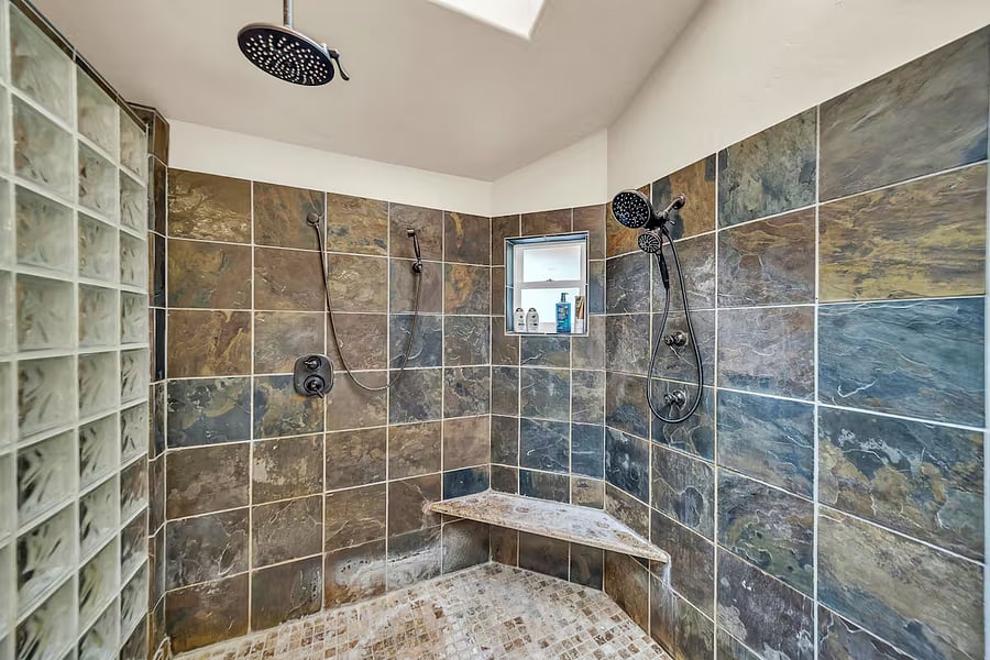 Furnished Finder property 1017194_1 photo 33