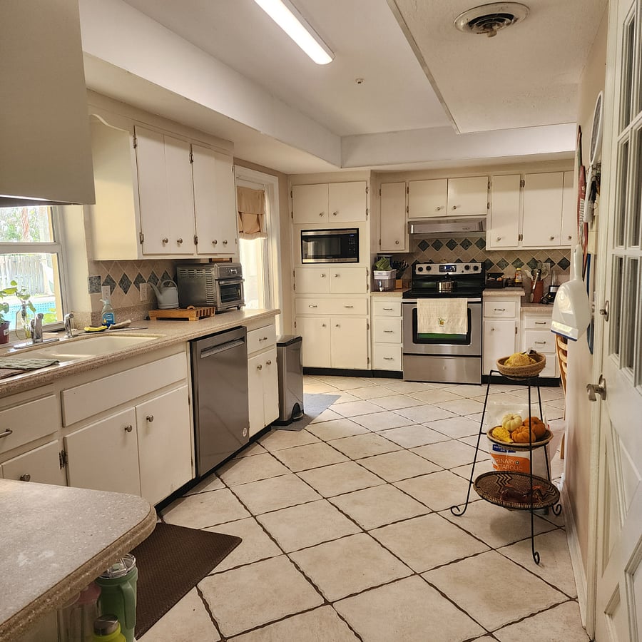 kitchen sink, dishwasher, lstove, microwave