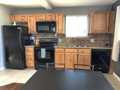 Furnished Finder property 1017213_1 photo 3