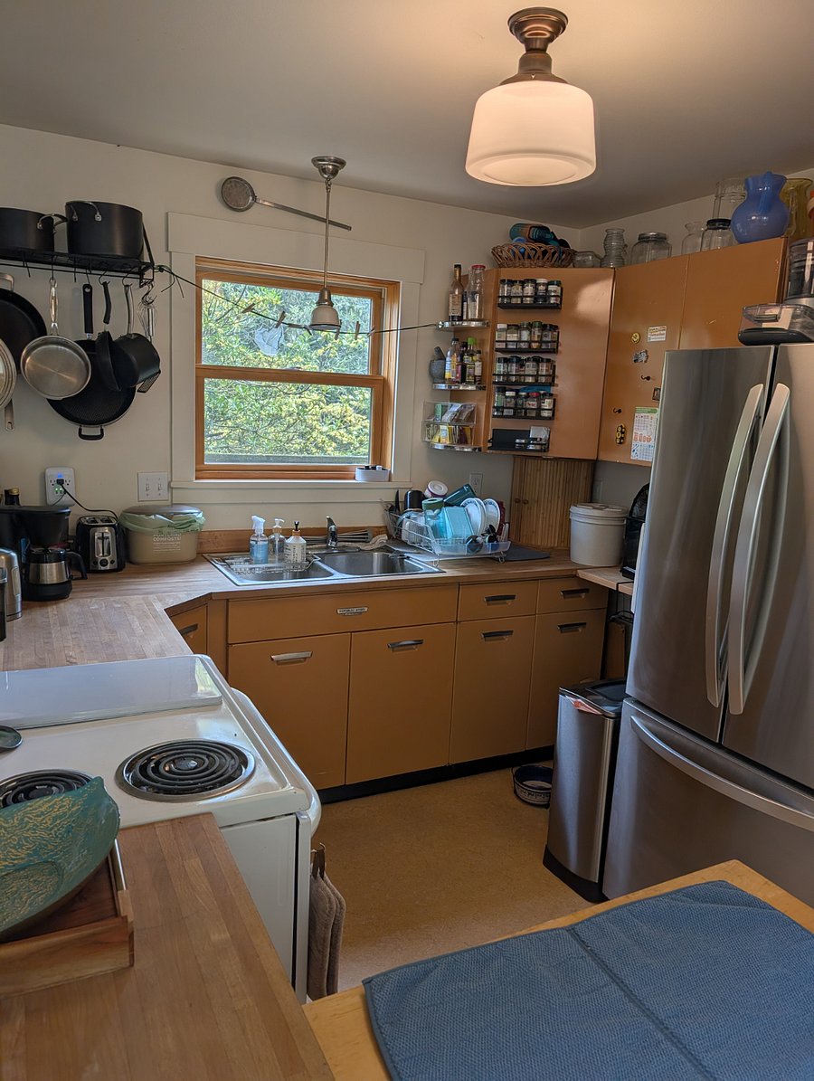 Kitchen 1