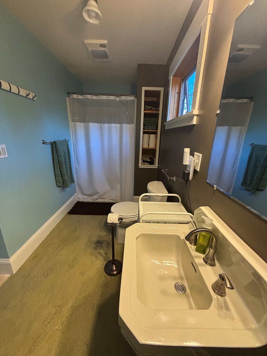 Furnished Finder property 1017217_1 photo 12