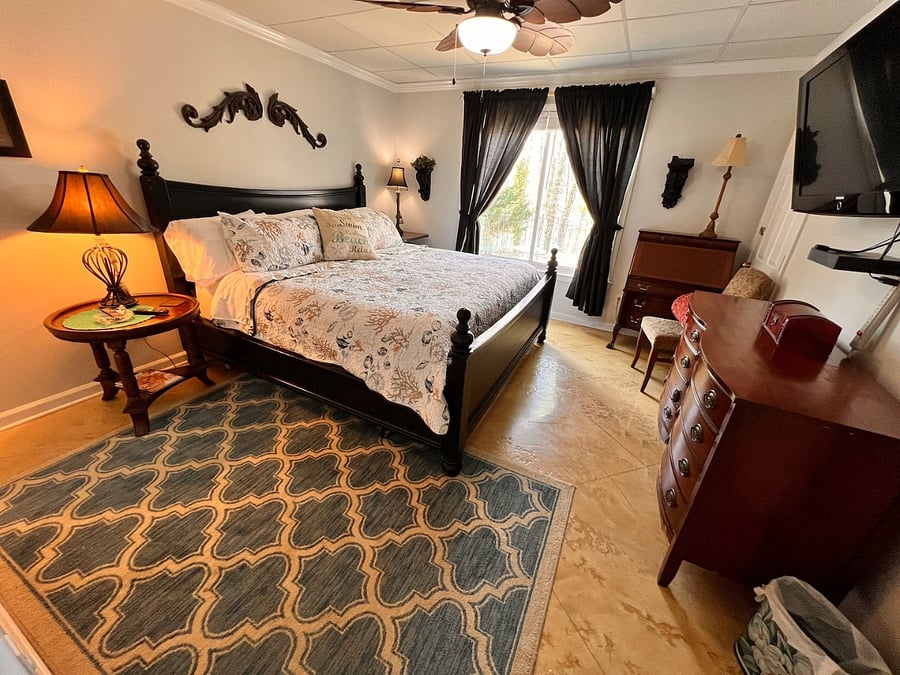 Master bedroom with lake view