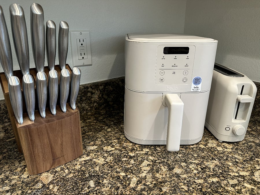 Knife Set, Air Fryer and Toaster