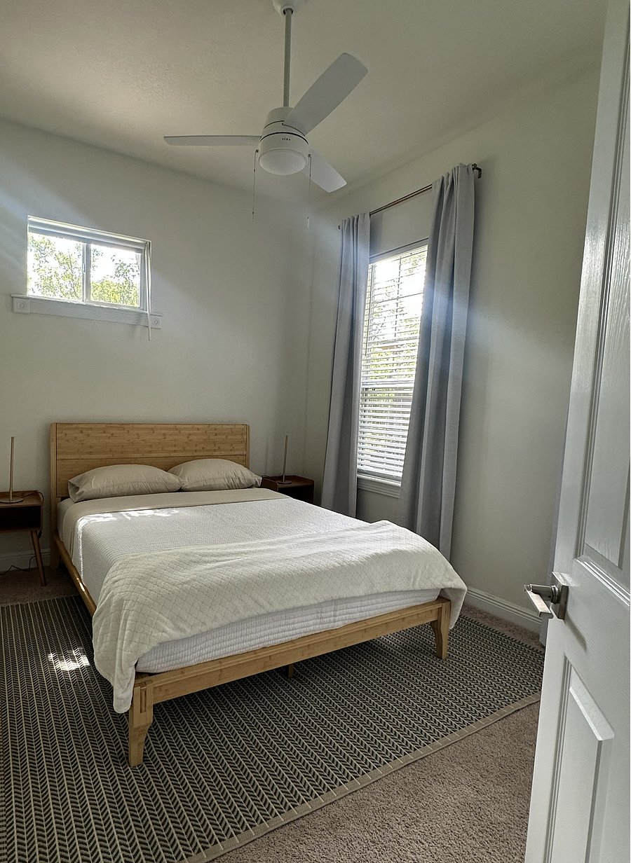 Guest bedroom