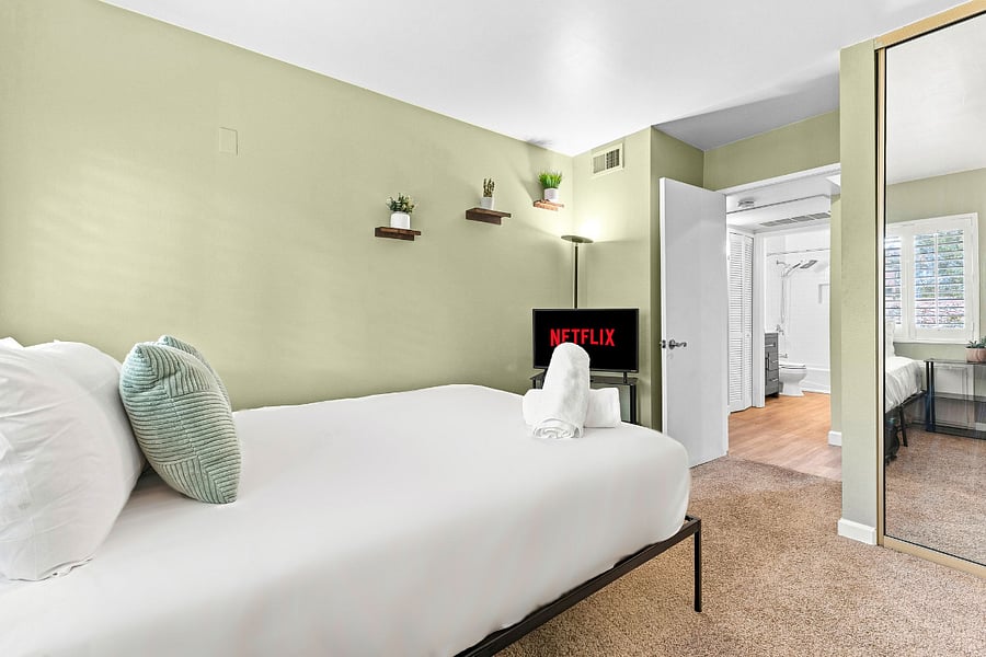 Furnished Finder property 1017282_1 photo 24