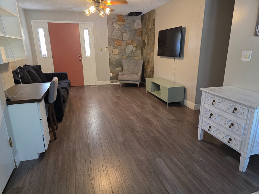 Furnished Finder property 1017296_1 photo 2