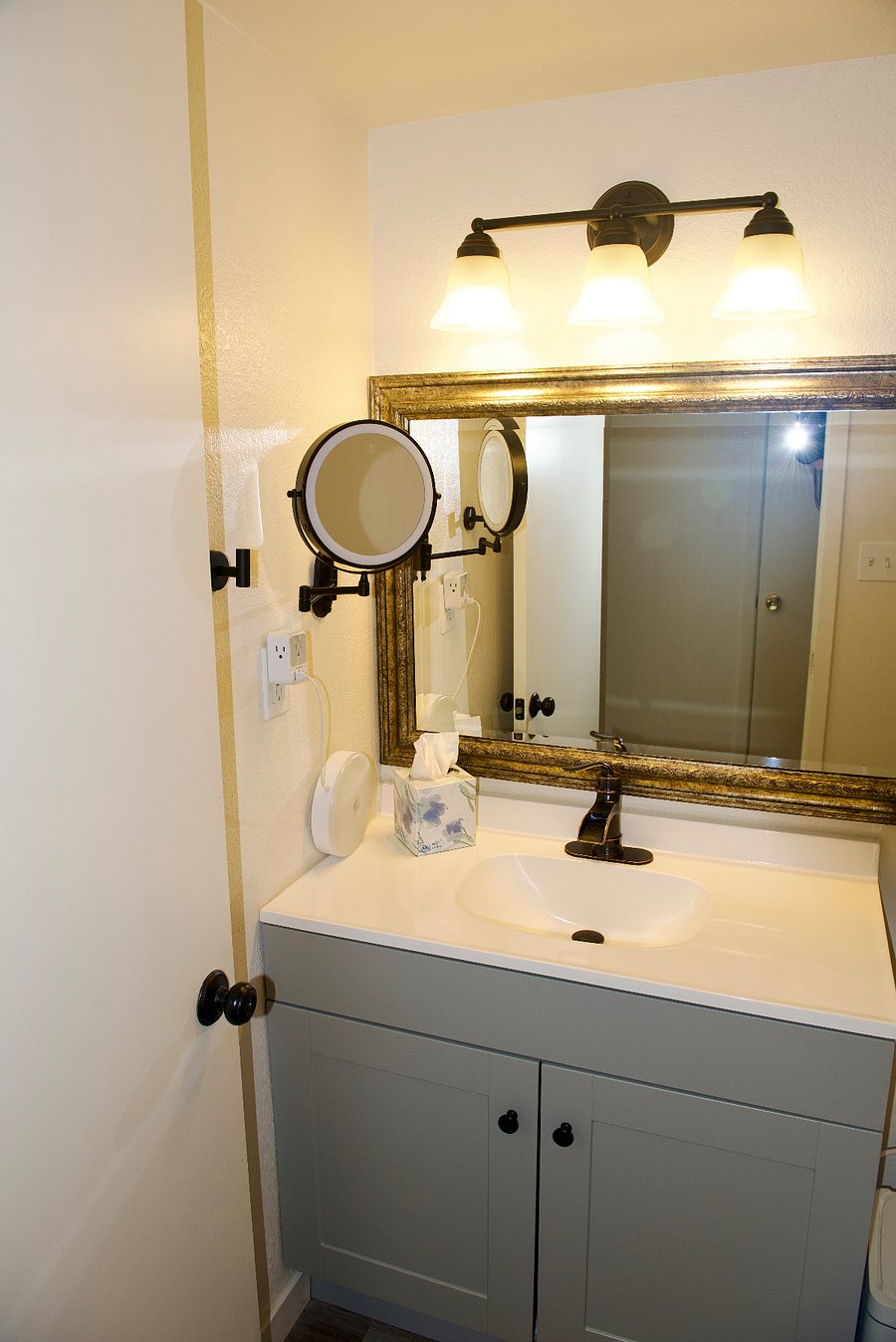 Furnished Finder property 1017312_1 photo 8