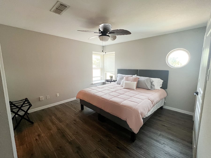 Upstairs King Bedroom