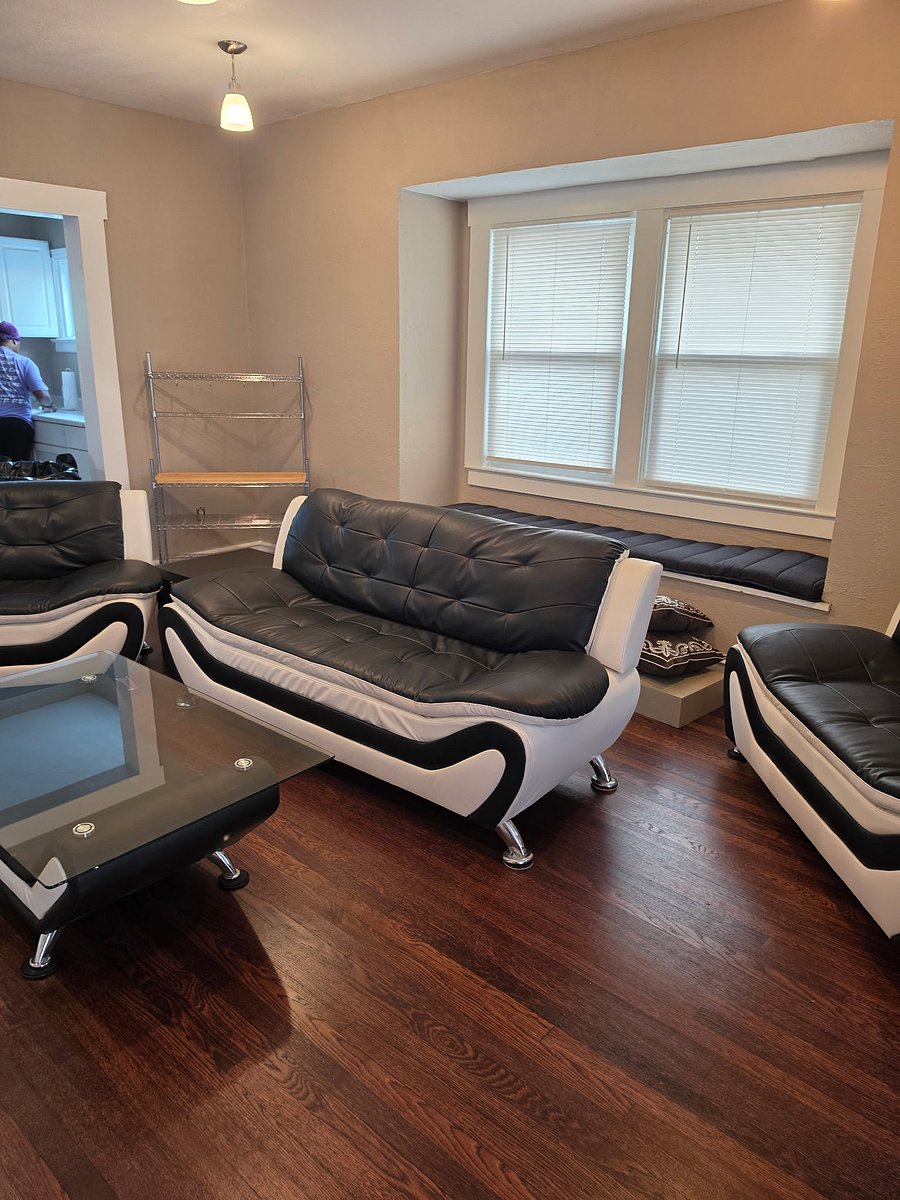 Furnished Finder property 1017335_1 photo 3